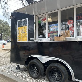 Cachitos512 - The food truck - Venezuelan Near Me - Austin, Texas