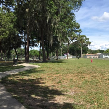 Meadowood Paw Park - Little dog side has less shade - Dog Parks Near Me - Zephyrhills, Florida Meadowood Paw Park - Little dog side has less shade - Dog Parks Near Me - Zephyrhills, Florida