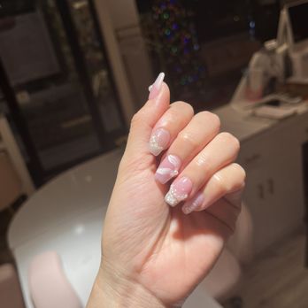 J’s Blossom Nail & Spa - Nail Salons Near Me - Chicago, Illinois