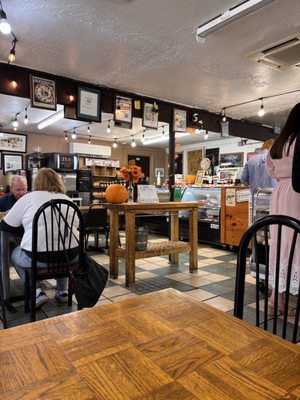 Pinegrove Market and Deli by null