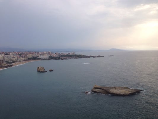 Phare de Biarritz by null