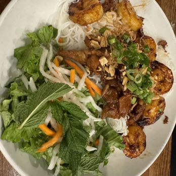Pho Quyen - Noodles with grilled pork and shrimp - Vietnamese Near Me - Tampa, Florida Pho Quyen - Noodles with grilled pork and shrimp - Vietnamese Near Me - Tampa, Florida