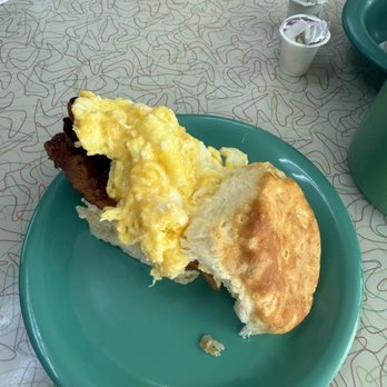 The Silver Skillet - Breakfast & Brunch Near Me - Atlanta, Georgia The Silver Skillet - Breakfast & Brunch Near Me - Atlanta, Georgia