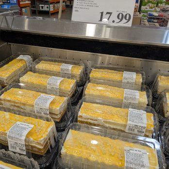 Costco Wholesale - Cake at Costco, Centerville - Wholesale Stores Near Me - Centerville, Ohio