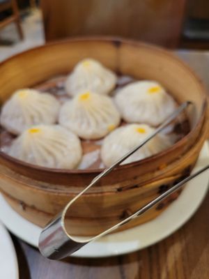 Kung Fu Little Steamed Buns Ramen by null