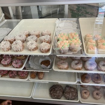 B's Bakery - a variety of doughnuts - Bakeries Near Me - Frankfort, Kentucky B's Bakery - a variety of doughnuts - Bakeries Near Me - Frankfort, Kentucky