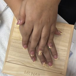 Nina's Nails Nina's Nails