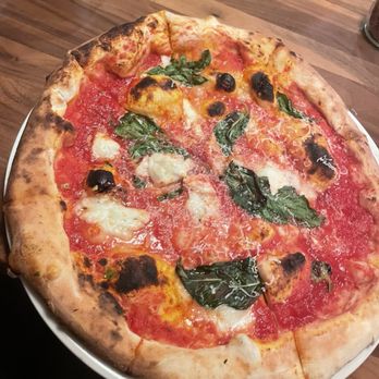 Fat Olives - margherita pizzaaaaaa - Pizza Near Me - Flagstaff, Arizona