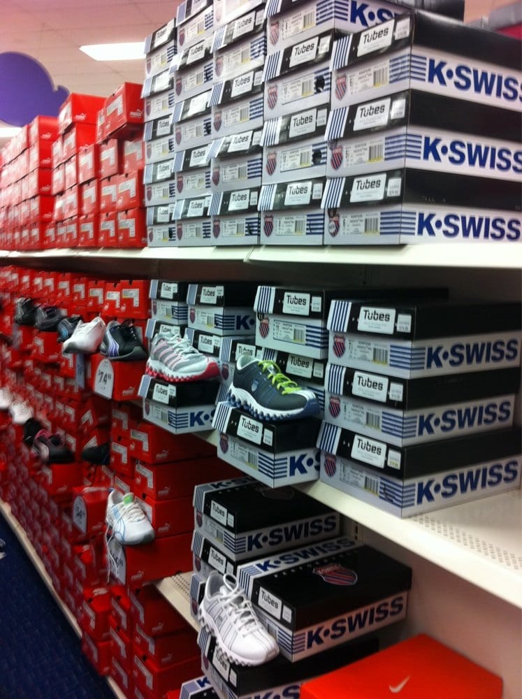 SHOE CARNIVAL Updated June 2024 2441 N Maize Rd, Wichita, Kansas