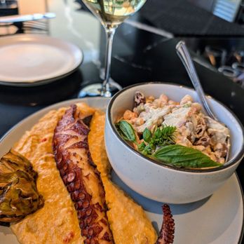 Wine on Water Street - Octopus app - Wine Bars Near Me - Henderson, Nevada Wine on Water Street - Octopus app - Wine Bars Near Me - Henderson, Nevada