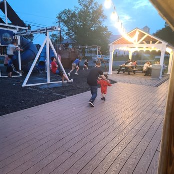Hayloft Ice Cream - Playground area - Ice Cream & Frozen Yogurt Near Me - Leola, Pennsylvania