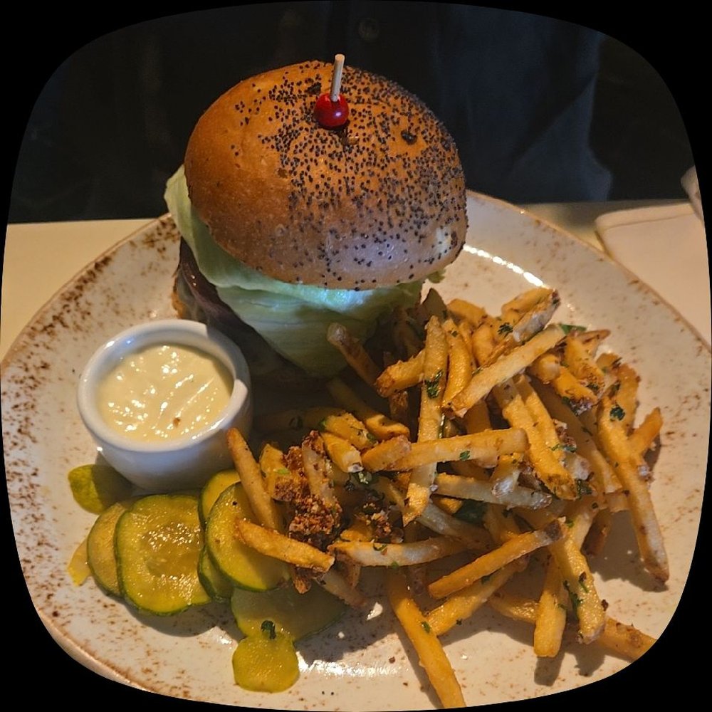 Buckeye Roadhouse - Burger and garlic fries - American Near Me - Mill Valley, California Buckeye Roadhouse - Burger and garlic fries - American Near Me - Mill Valley, California