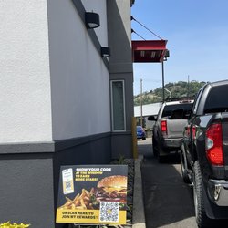 Carl's Jr