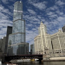 Architectural river tour