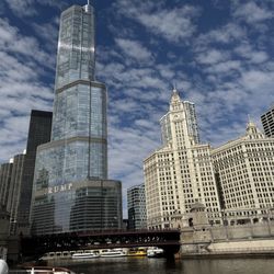 Chicago River Boat Architecture Tours - Architectural river tour