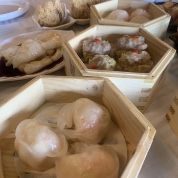 Restaurant Imperial - Shrimp dumplings - Dim Sum Near Me - Pointe-Claire, Quebec Restaurant Imperial - Shrimp dumplings - Dim Sum Near Me - Pointe-Claire, Quebec