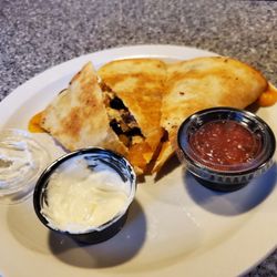 Bee Hive Brew Pub - Quesadilla