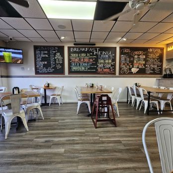 B AM Cocina - Seating - Breakfast & Brunch Near Me - Stafford, Texas