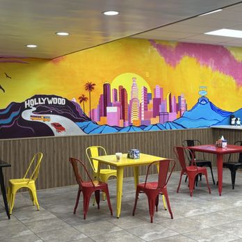 LA West BBQ - Cool dining room mural -- LA ALL DAY; plenty of tables & seating; spacious, well-lit dining room - Barbeque Near Me - San Fernando Valley, California