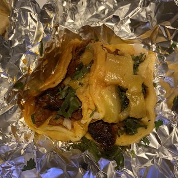 Tacos El Bigotes - Trompo mini tacos w/ pineapple - Tacos Near Me - Houston, Texas Tacos El Bigotes - Trompo mini tacos w/ pineapple - Tacos Near Me - Houston, Texas