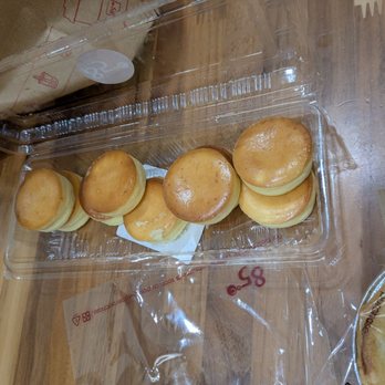 85°C Bakery Cafe-Arden Fair - Mini cheesecake rounds - Coffee & Tea Near Me - Sacramento, California 85°C Bakery Cafe-Arden Fair - Mini cheesecake rounds - Coffee & Tea Near Me - Sacramento, California