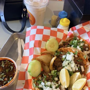Birrieria Iturbidense - Birria Taco - Food Trucks Near Me - Indianapolis, Indiana