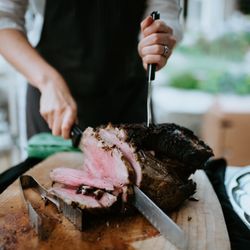 Emelle's Market Bistro  & Catering - Prime Rib roast carver station at a wedding! 
Photo creds: @paigelorrainephotography