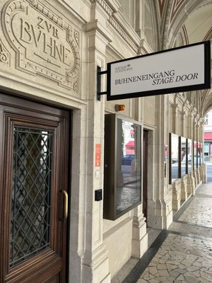 Vienna State Opera by null