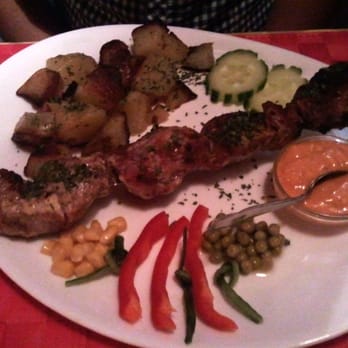 Kortchma - Brochette bière et miel - Ukrainian Near Me - Marseille, 13 Kortchma - Brochette bière et miel - Ukrainian Near Me - Marseille, 13