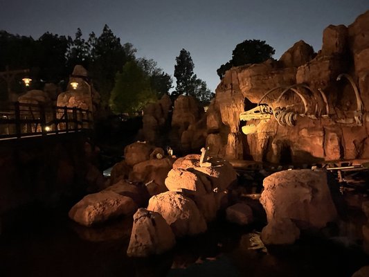 Big Thunder Mountain Railroad by null