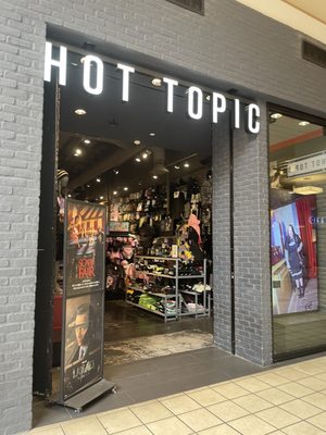Hot Topic Number HOT TOPIC - Updated October 2026 - 38 Reviews - 15 Photos - 500 ...