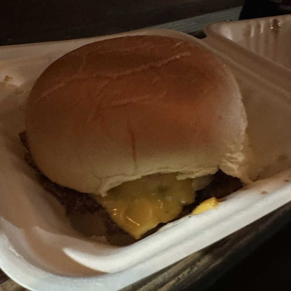 Love Hour - Single smashburger - Burgers Near Me - Los Angeles, California