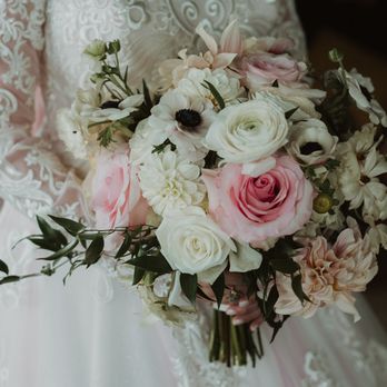 Aubrey Maria Designs - My bouquet - Florists Near Me