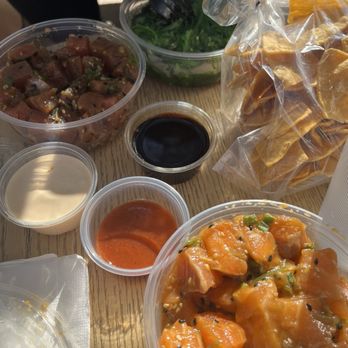 Bear Flag Fish - 1/2lb ahi tuna 1/2lb salmon with seaweed salad and complementary chips. - Seafood Markets Near Me - Newport Beach, California Bear Flag Fish - 1/2lb ahi tuna 1/2lb salmon with seaweed salad and complementary chips. - Seafood Markets Near Me - Newport Beach, California