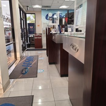 Gosch Ford Temecula Service - Service check in - Auto Repair Near Me - Temecula, California