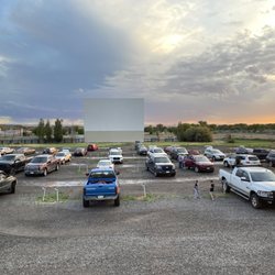 Tru Vu Drive In Theatre - Relaxing outside in Delta Colorado, waiting for the sun to set.