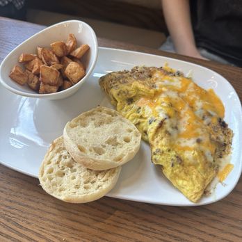 Another Broken Egg Cafe - Breakfast & Brunch Near Me - West Columbia, South Carolina