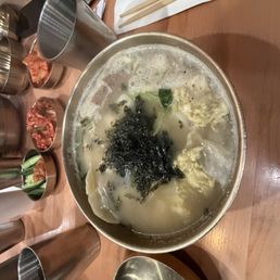 16.Sagol Dduk Mandu Guk / 사골 떡만두국 16.Sagol Dduk Mandu Guk / 사골 떡만두국