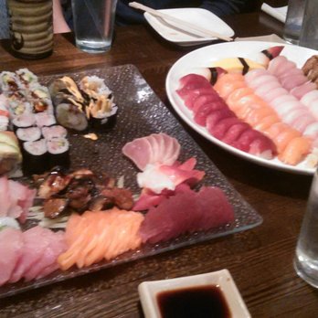 Hoshi Sushi - Sushi Bars Near Me - Stony Brook, New York