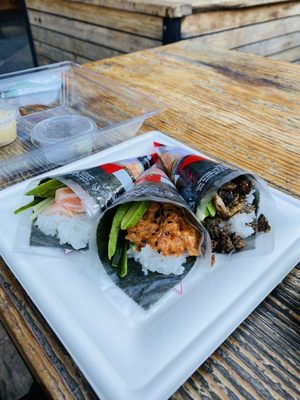 Umi Hand Roll Bar by null