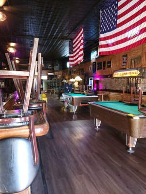 Sportsmans Club by null