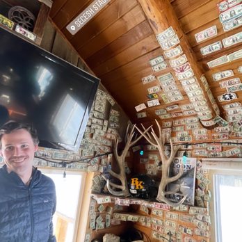 Secesh Stage Stop - Dollar walls - Mountain Huts Near Me - McCall, Idaho
