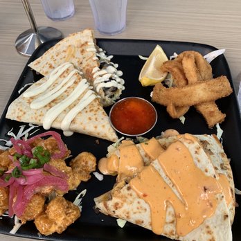 Down the Hatch Maui - Combination appetizer - Seafood Near Me - Lahaina, Hawaii
