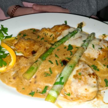 Lisbon Cafe - Sautéed chicken with mozzarella cheese and asparagus - Portuguese Near Me - Jericho, New York Lisbon Cafe - Sautéed chicken with mozzarella cheese and asparagus - Portuguese Near Me - Jericho, New York