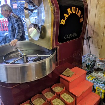 Baruir Coffee Shop - Incredible Machine - Grocery Near Me - Sunnyside, New York