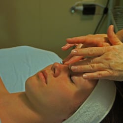 RnR Spa - Facial