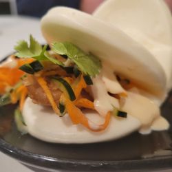 Hoshi Ramen - Shrimp bao bun