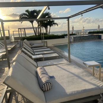 Beach House Fort Lauderdale, a Hilton Resort - Lounge Chair - Hotels Near Me - Fort Lauderdale, Florida