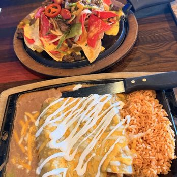 Nacho Daddy - Knights nachos and enchiladas (2 shrimp and 1 chicken) - Mexican Near Me - Henderson, Nevada