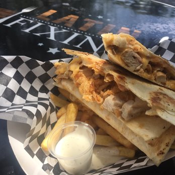 Latin Fixin's - BBQ chicken quesadillas - Food Trucks Near Me - Doral, Florida Latin Fixin's - BBQ chicken quesadillas - Food Trucks Near Me - Doral, Florida